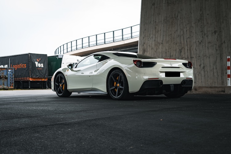 Heckansicht vom Ferrari 488 GTB in Salzburg