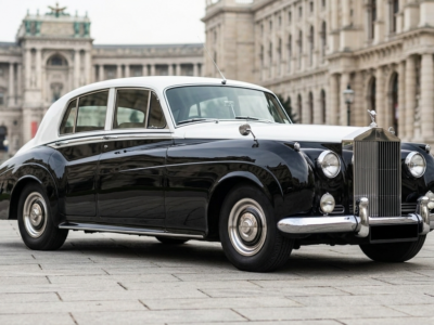 Rolls Royce Silver Cloud II mieten in Wien Hero