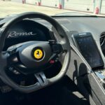 Innenraum vom Ferrari Roma bei Wien