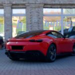 Heckansicht vom Ferrari Roma bei Wien