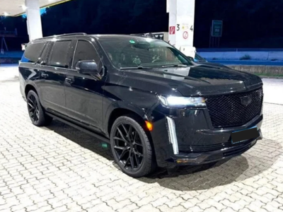 Cadillac Escalade mieten in Linz