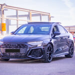 Front seitlich Audi RS3 8Y 2.5 TFSI nördlich von Innsbruck