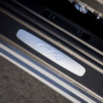 Model Logo Porsche Cayman GT4 am Bodensee