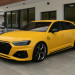 Rent an Audi RS4 Avant in Kufstein