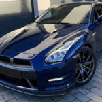 Ansicht links Nissan GTR in Imst