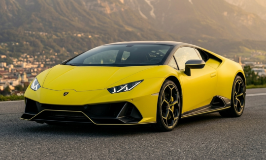 LAMBORGHINI HURACAN EVO FLUO CAPSULE mieten bei Innsbruck Hero