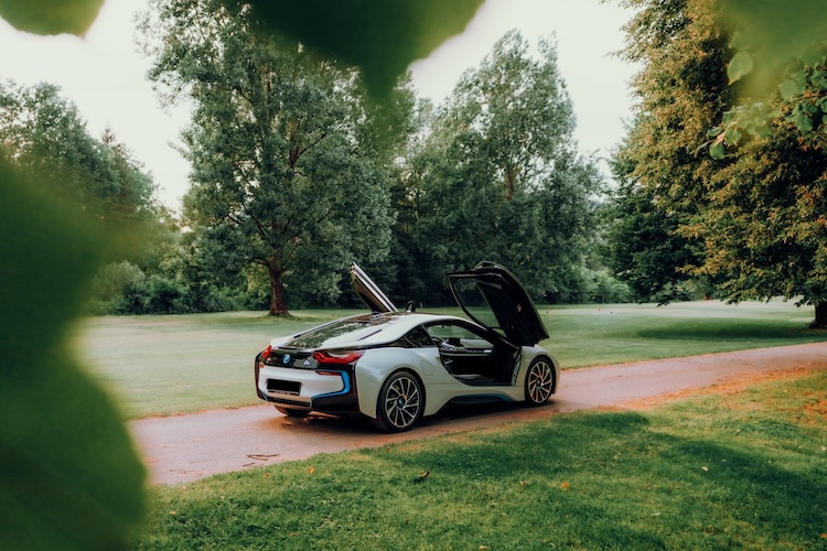 Heckansicht vom BMW i8 in Graz