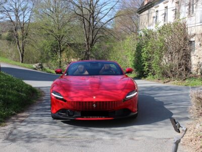 Ferrari Roma Spider mieten in Graz