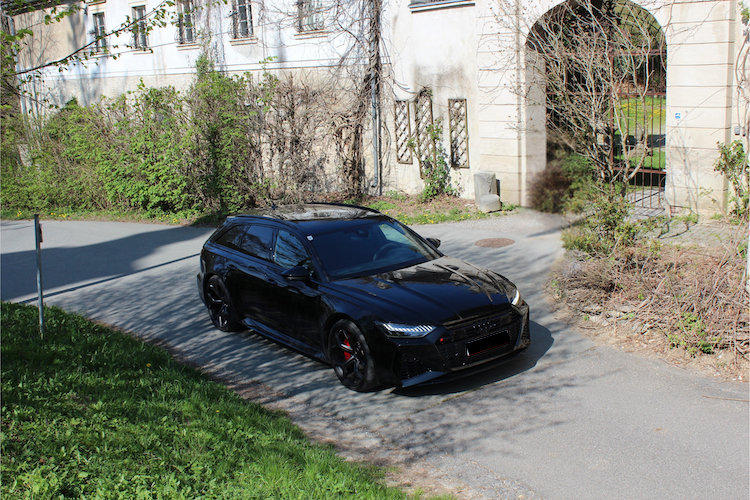 Draufsicht vom Audi RS6 Performance in Graz