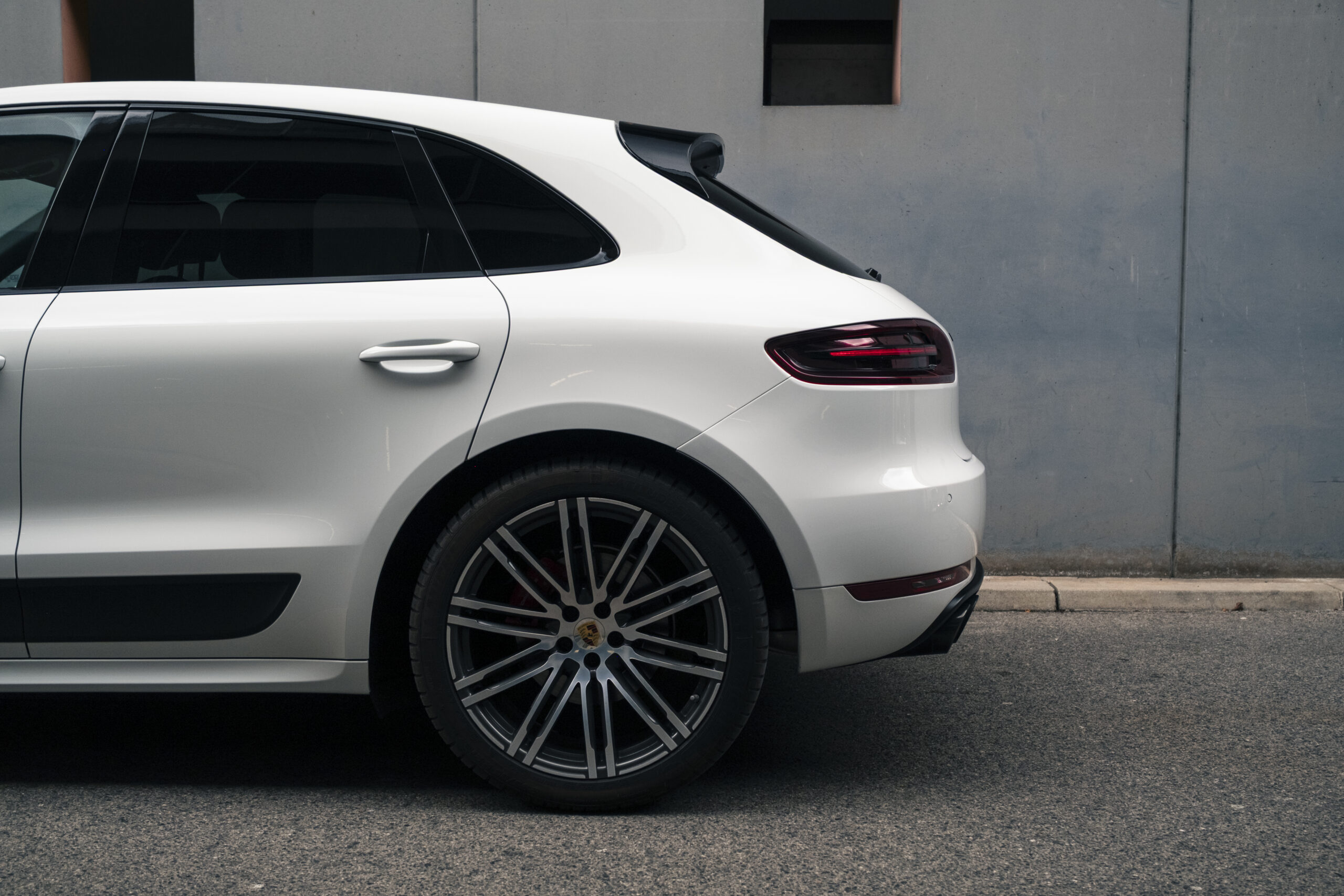 Porsche Macan GTS in Vienna mieten Heck