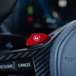 BMW M2 G87 mieten in Wien cockpit