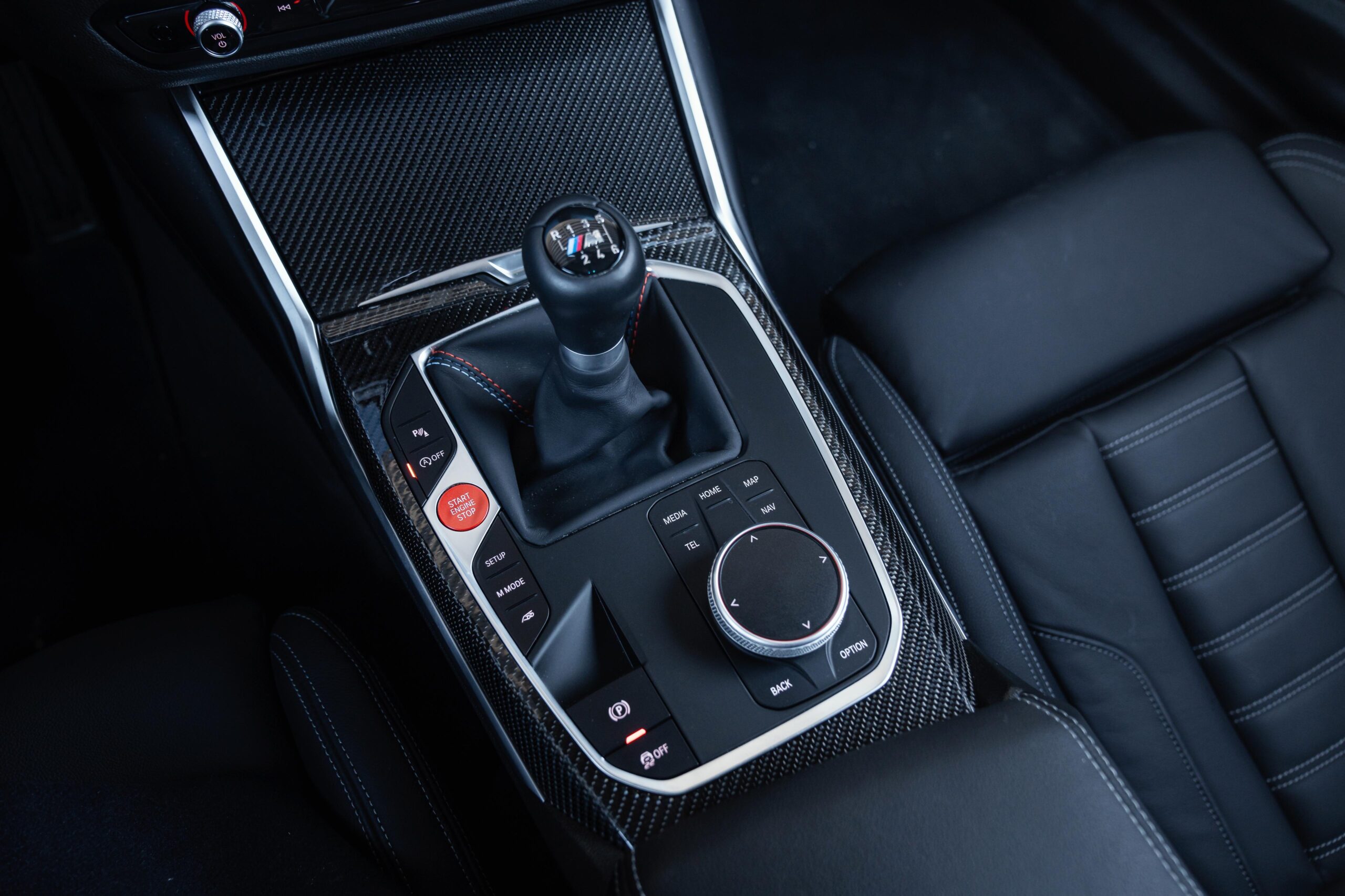 BMW M2 G87 mieten in Wien Interier