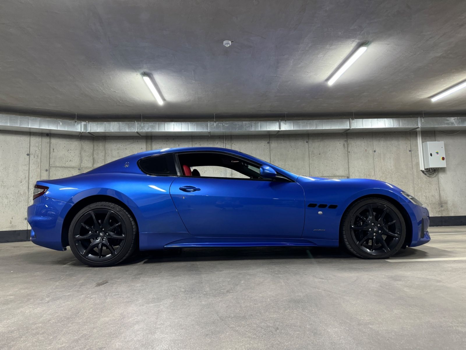 Maserati GranTurismo Sport mieten in Leoben seite