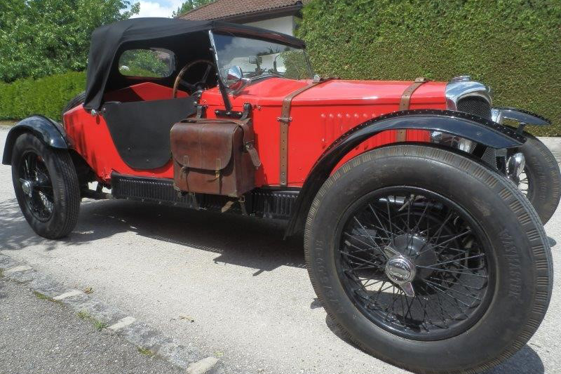 Riley RME mieten in Wien Vorne